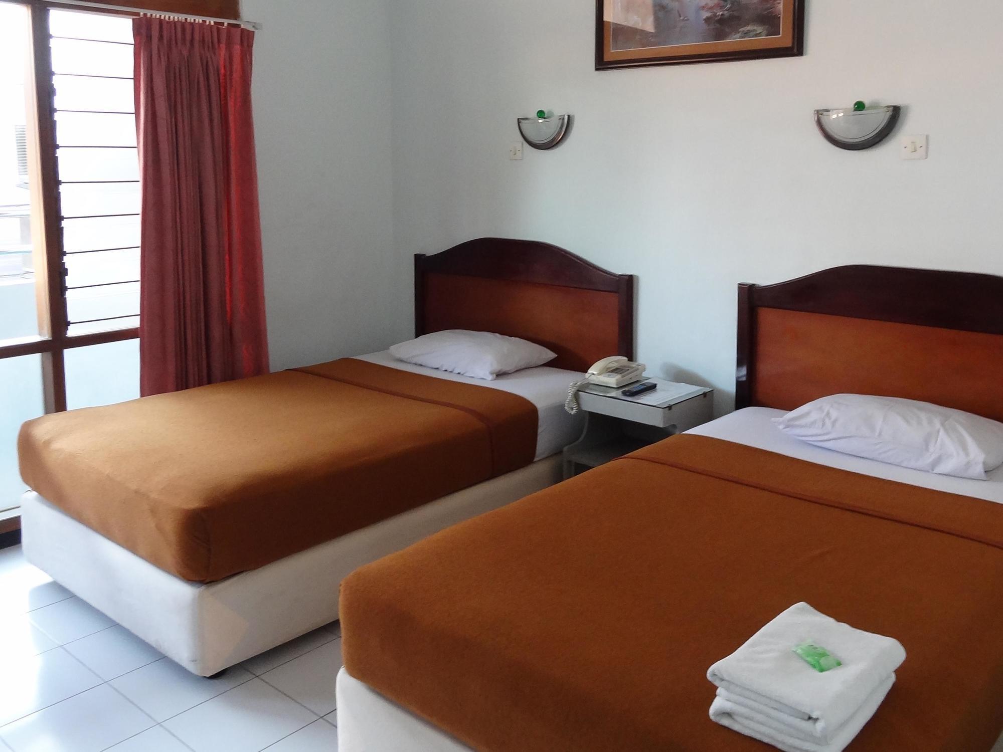 Hotel Kenongo Σουραμπάγια Εξωτερικό φωτογραφία