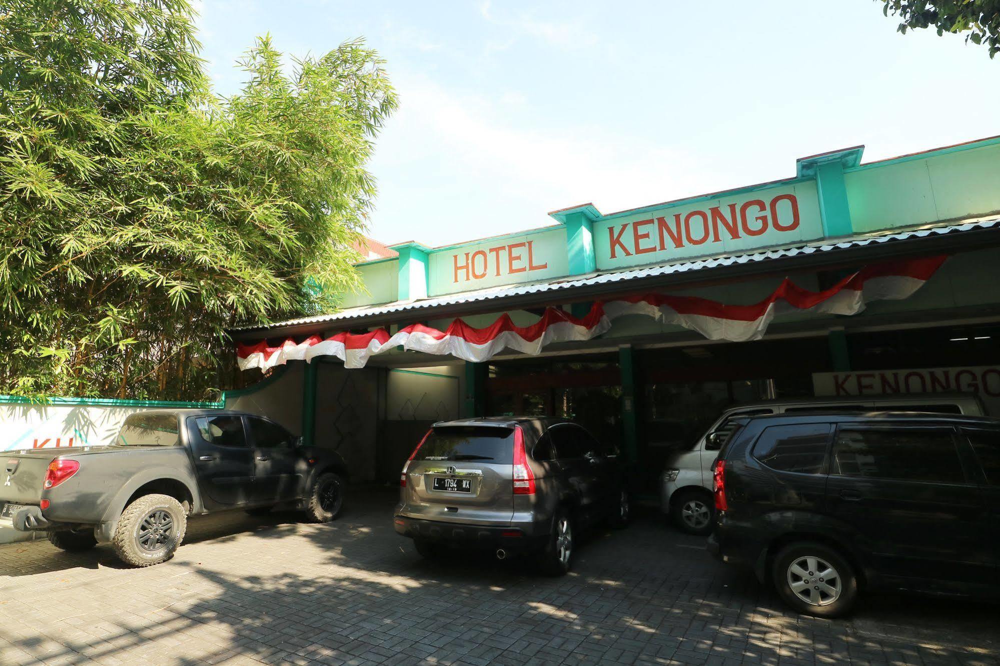 Hotel Kenongo Σουραμπάγια Εξωτερικό φωτογραφία